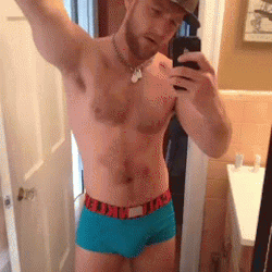 Deviantotter:  As Promised Some Pissin In My Undies Action For You Guys…And A Happy