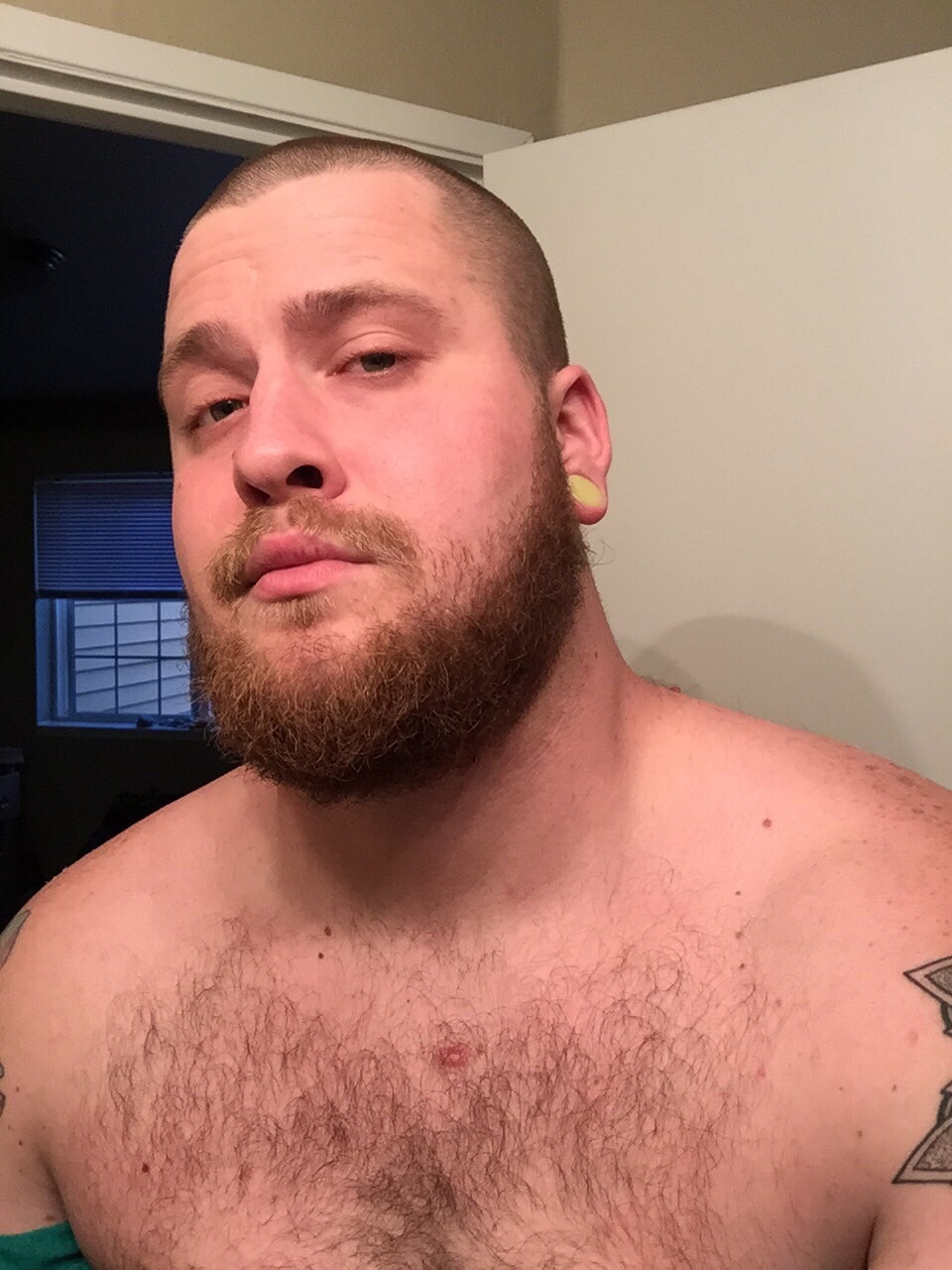 lumbearzach88:  Decided to buzz the hair again