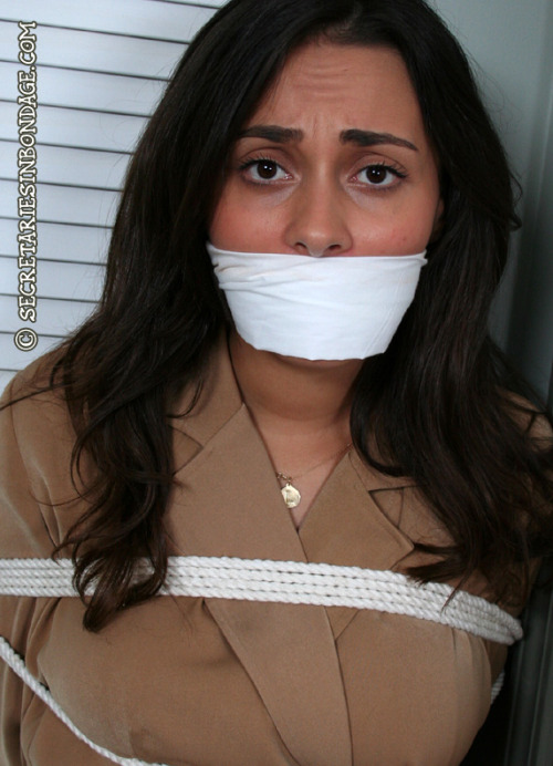 Nobody rocks a gag better than Gia Mancini.
