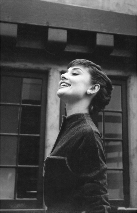 darlinghepburn:  31 Days with Audrey Hepburn: Day 4) Favorite Photographer: Bob Willoughby 1953-1966