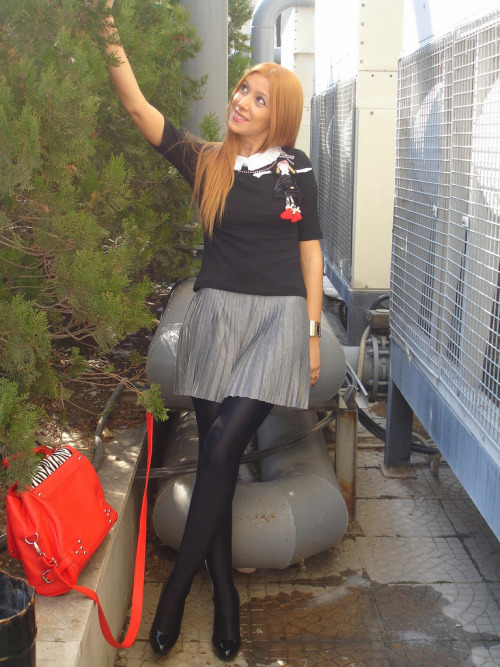 tightsobsession:Pretty skirt with black opaque tights and heels.Tights week starts November 3rd!So c