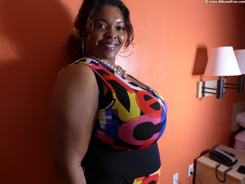 Big Black Woman adult photos