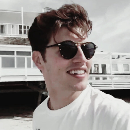 Voir un profil - Kian Rothschild Tumblr_pslrh6qgyP1wes5cs_500