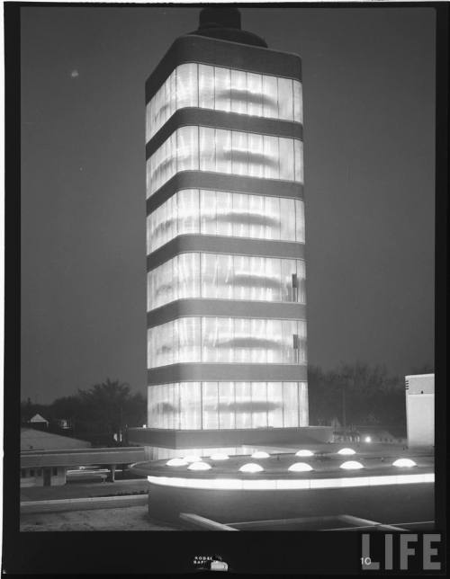 Johnson Wax Headquarters(Eliot Elisofon. 1950)