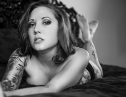 ilovetattooedwomen:  Followers reblog the