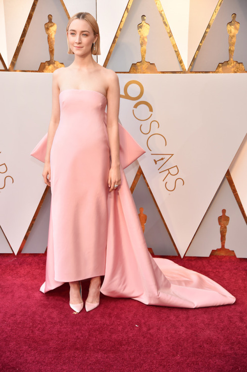 A behind the scenes look at ‘Lady Bird’ star and Best Actress nominee Saoirse Ronan&rsqu