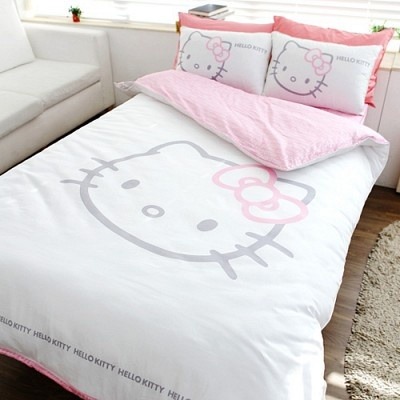 pskittylovesyou:  My baby like this bed> 