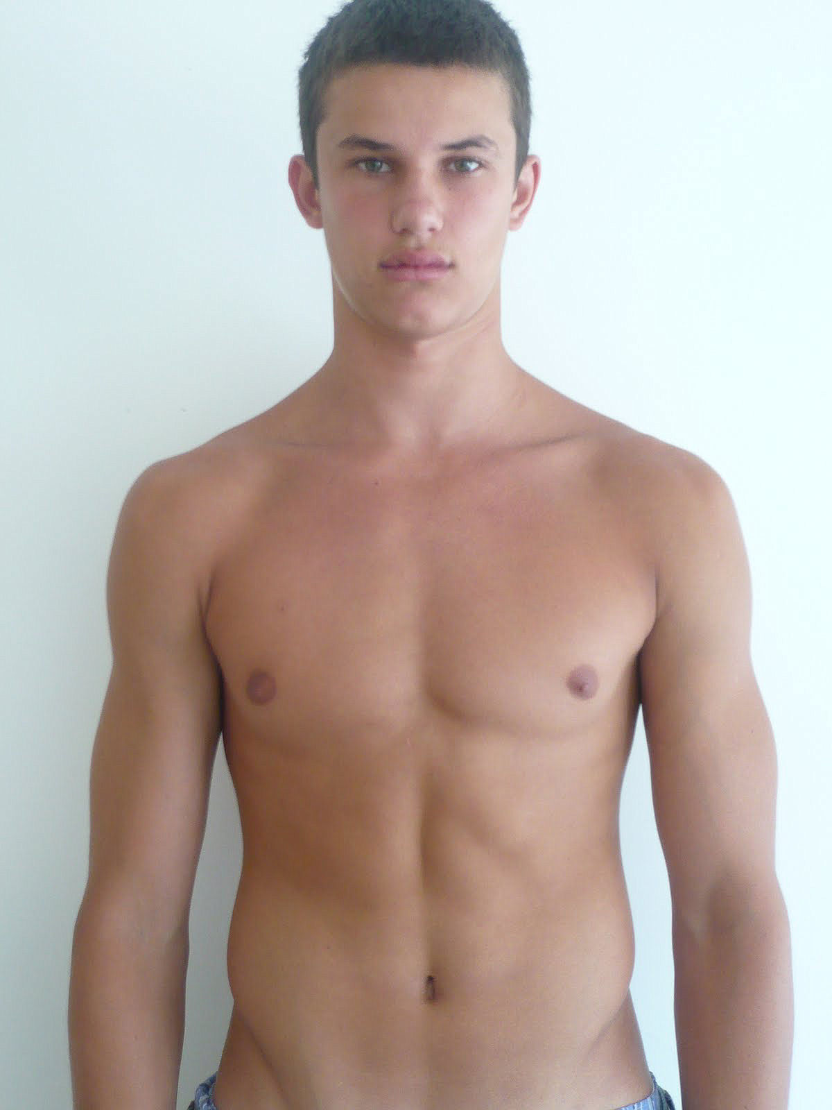 malelover2:  Justin Halley 