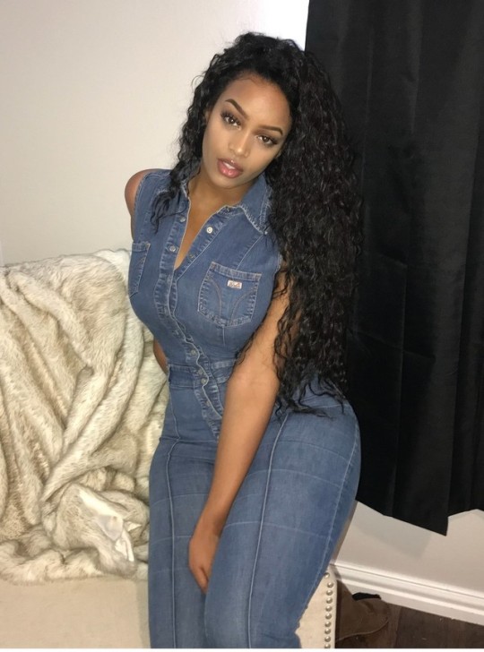 kingjazziedad:  DeliciouslySexy. Curvy. BootiDelicious Mami.Ms ‘Sweet & Gorgeous. Ely. IVY  ❤️❤️❤️