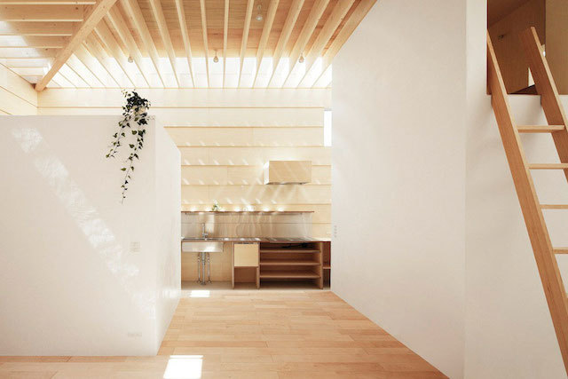 ombuarchitecture:  Light Walls House Located in Toyokawa city, the “Light Walls