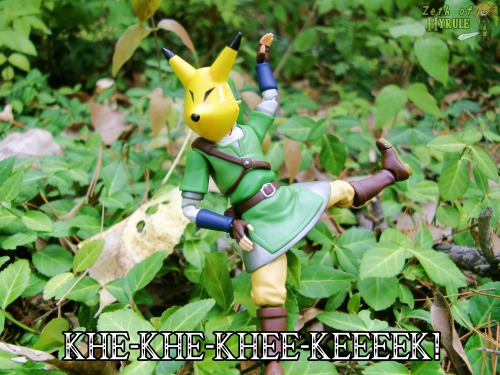 diseasedweasel:punkphantom:zethofhyrule:YUS I MADE A WHAT DOES THE FOX SAY PARODY WITH FIGMA L
