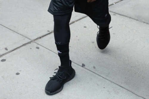blvck-style:    Follow   BLVCKSTYLE   for fashion and lifestyle images   ✌   
