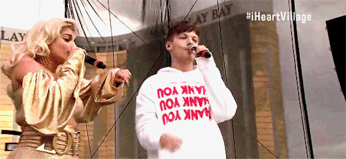 dunkirks: Louis and Bebe performing “Back To You” at iHeartRadio Music Festival