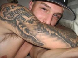 Hotattooedmale: Showmeyourpitsandpubes:  Show Me Your Pits!  More ? Clique Here :