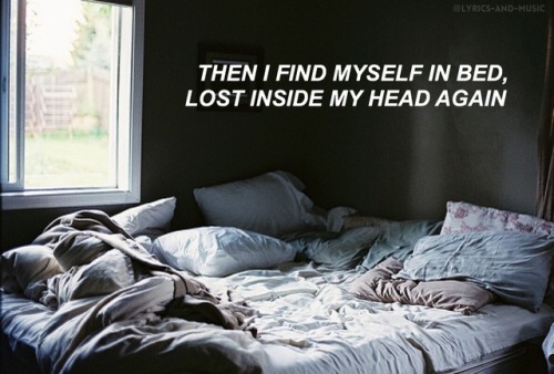 lyrics-and-music:Motion Sickness // Neck Deep