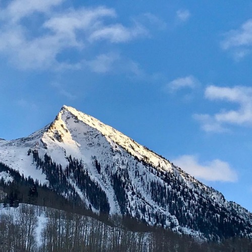 CRUSTY (at Mount Crested Butte, Colorado)https://www.instagram.com/ghydle/p/BtIQ0lJFX3y/?utm_source=ig_tumblr_share&igshid=4ujifq0sb36d