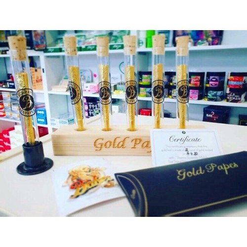 Gold Papes overload for Cannasseurs. .. … #goldrollingpapers #goldpapes #420gold #babespape