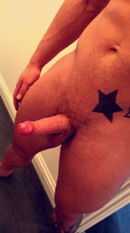 snap-exposed:  Former marine and gay pornstar. But straight