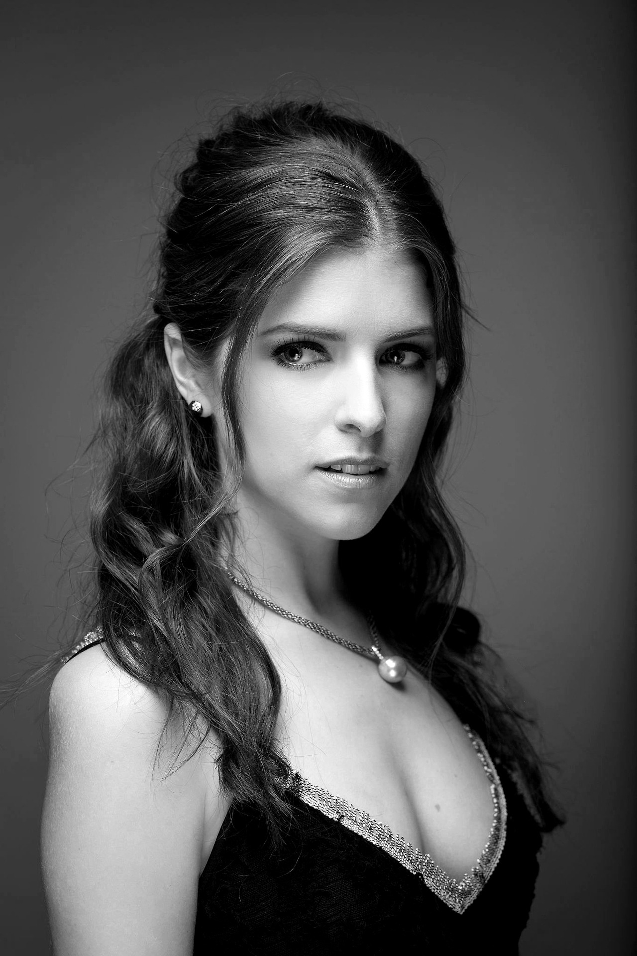 Maszületettcsaj:  Anna Kendrick  (1985)A könyvelő, Trollok, Gyilkos páros, Vadregény,