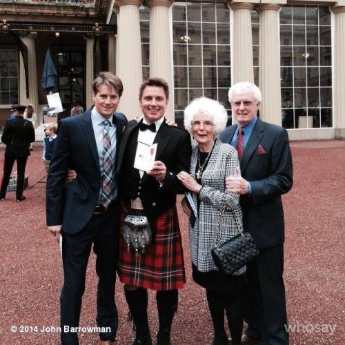 nixxie-fic:More New Pictures of John Barrowman getting his MBE from Princess Anne at Buckingham Pala