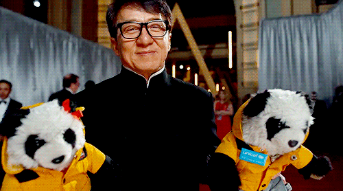 imwhe:Jackie Chan and his dates for the 2017 Oscars E! Glambot