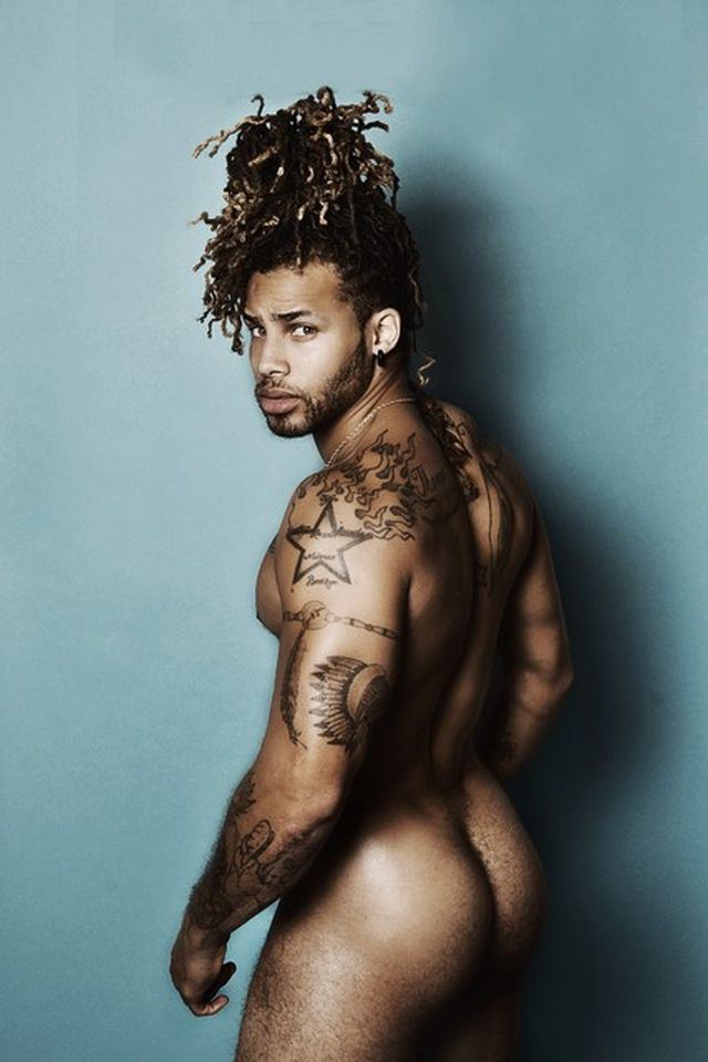 idmakeyouscream:  nakedblackmalestarz:  Flashman Wade  www.IdMakeYouScream.tumblr.comTwitter/IG: