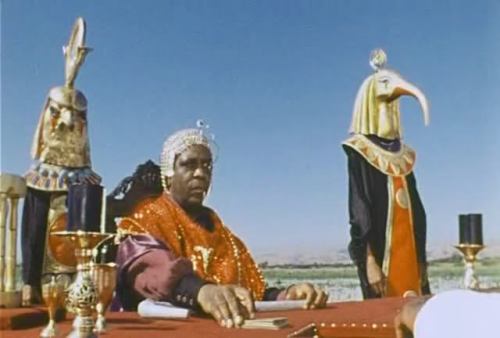 vintagegeekculture: Jazz legend Sun-Ra in his 70s trip to Egypt. 