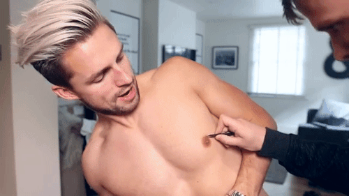 hotfamousmen:  Marcus Butler