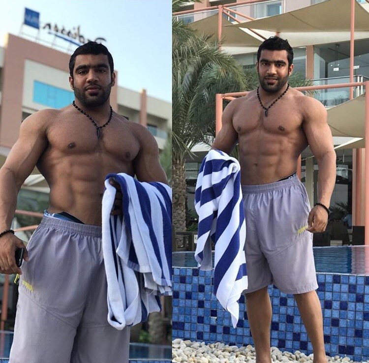 arabfitnessgods:  Bulging Alpha Stud Spotted.  I met Abood through our common friend