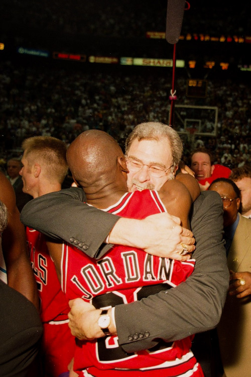 Michael Jordan and Phil Jackson 1998 NBA Finals