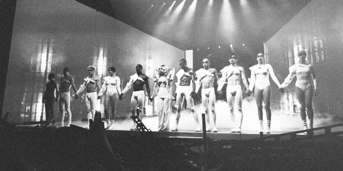 mj-holland:  The Monster Ball Tour 1.0: November 27, 2009 - January 26, 2010 