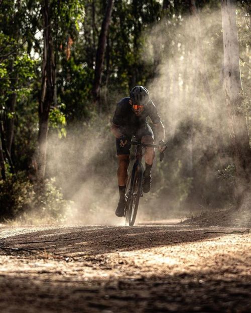 imbrazodehierro:Dust for breakfast on the new Addict Gravel 20 of Scott. Shot for @bikeonscott ‘s 20