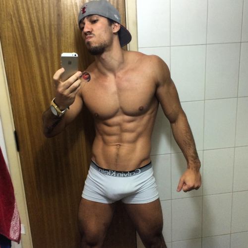 Porn edu-dudu:  Diego Mineiro aka Adriano - garoto photos