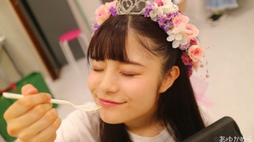 NGT48情報botさんのツイート: 【フォトログ】04/24 #中村歩加 t.co/7AWomHBxNX はぴば⑥ケーキとれいにゃー続き☺️ スウィーツとアイドルの組み合わせって百点