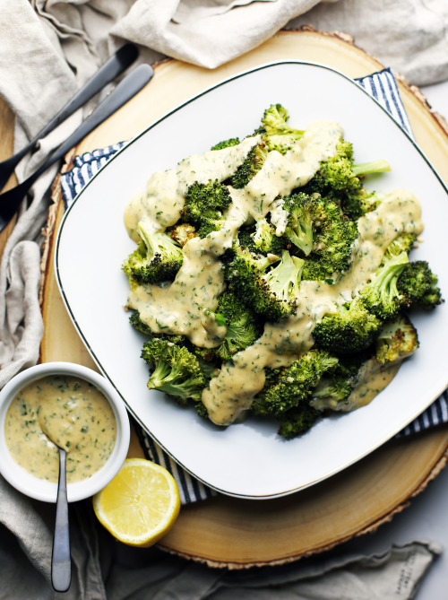 ROASTED BROCCOLI WITH LEMON PARSLEY HOLLANDAISE SAUCE -Simple and delicious roasted broccoli is elev