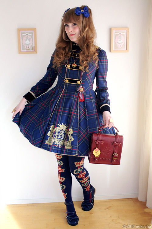 nokecha:Coat of Arms Tartan One PieceDress, ribbon combs, jewellery, socks, shoes: Angelic PrettyCoo