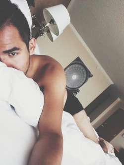 diego-nacho:I love cuddling myself in white sheets.