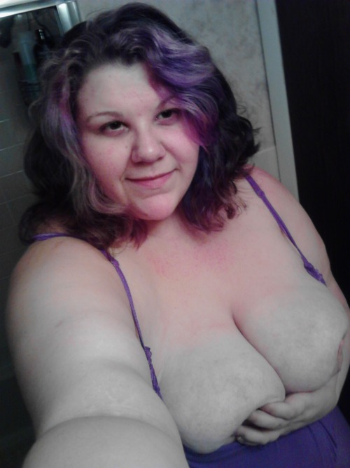 onlycutechubbygirls:  Sami 19/us/no story ;3