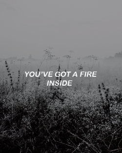 melaniermartinez:  Haunting // Halsey 