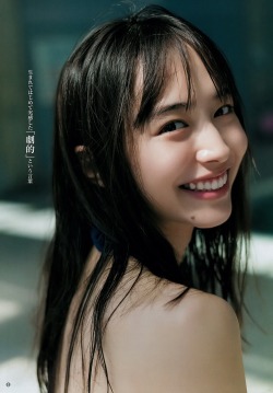 kyokosdog:  Igeta Hiroe 井桁弘恵, Young Jump 2019 No.25  