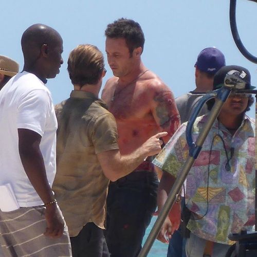 March 30: Scott and Alex on the set of Hawaii Five-0.{c}{c}{c}{c}{c}{c}