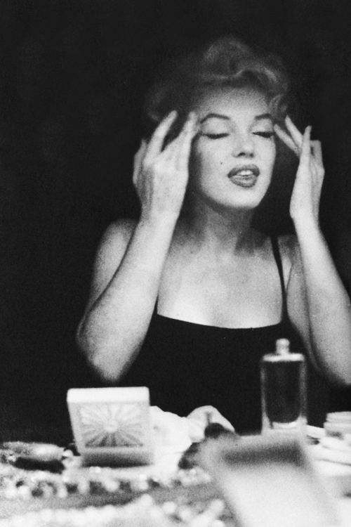 Sex vintagegal:  Marilyn Monroe photographed pictures