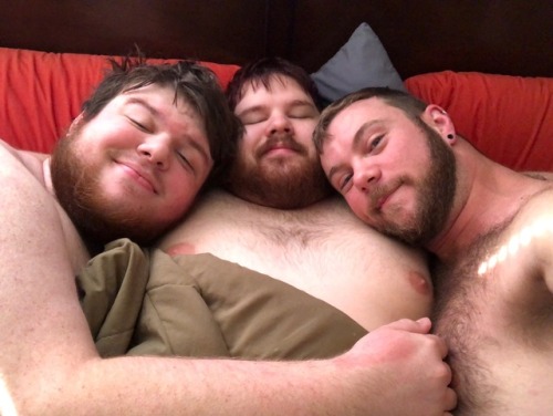 drttalk: Waking up to Christmas cuddles with the boys. @chris-chase @babybear337