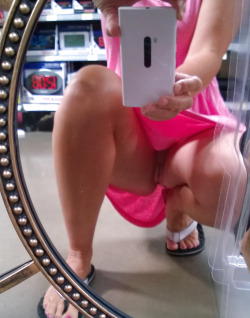 beachdancer:  Upskirt selfie