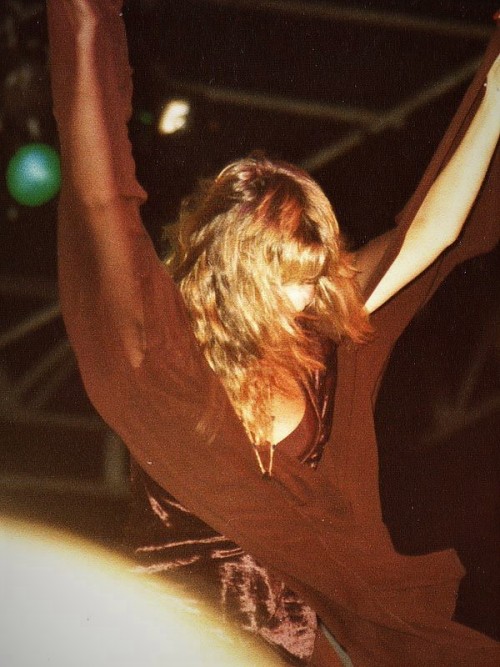 goldduststevie:Stevie at Calder Park Raceway in Melbourne, AU - Nov. 13, 1977.