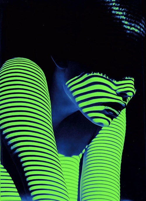 XXX neon-wonderlands: photo