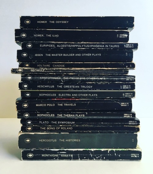 macrolit:Giveaway Contest: We’re giving away fifteen vintage, ‘60s-era Penguin Classics by Homer, Sophocles, Herodotus, 