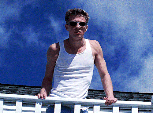 I Know What You Did Last Summer1997 | Dir. Jim Gillespie