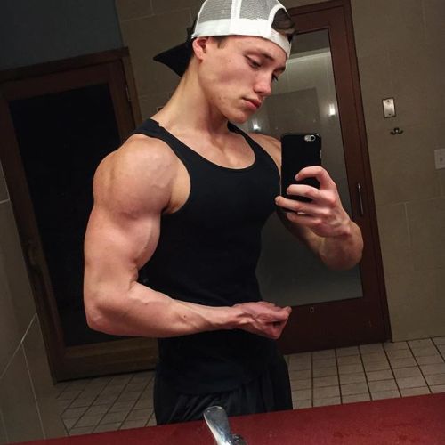 bulging teen muscles