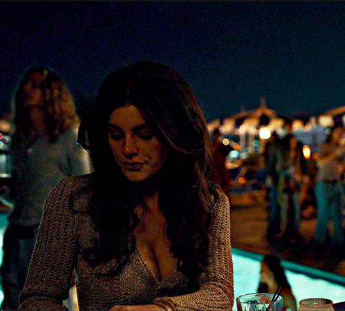 CAMILA MORRONE InDaisy Jones & The Six | 1.06 (2023)